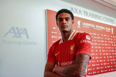 صفقة منفصلة عن فيرتز.. ليفركوزن يستهدف كوانساه من ليفربول